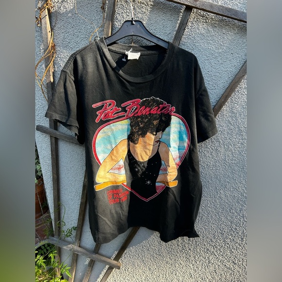 Madeworn Pat Benatar Crimes of Passion Cropped Tee - Picture 16 of 16
